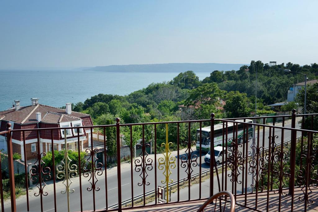 Ellinis Hotel Varna Exterior photo
